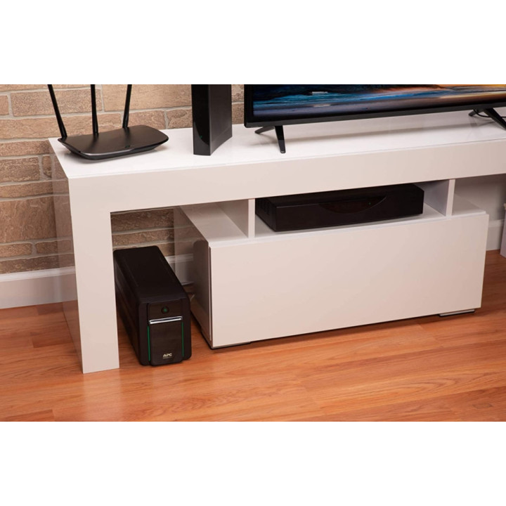 Токозахранващо устройство APC Easy UPS 700VA, 230V, AVR, IEC Sockets - BVX700LI