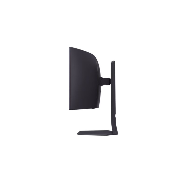 Монитор LG 34GS95QE-B, 33.9", OLED UltraGear 21:9 Curved, IPS 0.03 ms, WQHD 4K (3440x1440), 240Hz, HDR 10, 1500000:1, 1300 cd/m2, DCI-P3 98.5%, USB, Free-sync, G-Sync, HDMI, DP, Headphone Out, Black