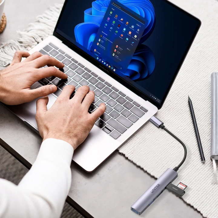 Хъб Unitek USB3.0/2.0 HUB 4 port - USB-C input - H1208B