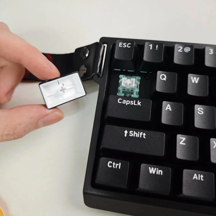 Професионална геймърска механична клавиатура Madlions MAD 60 HE RGB, 1K, Magnetic Amber Pro Switches, Black - MAD-60-HE-RGB-BK