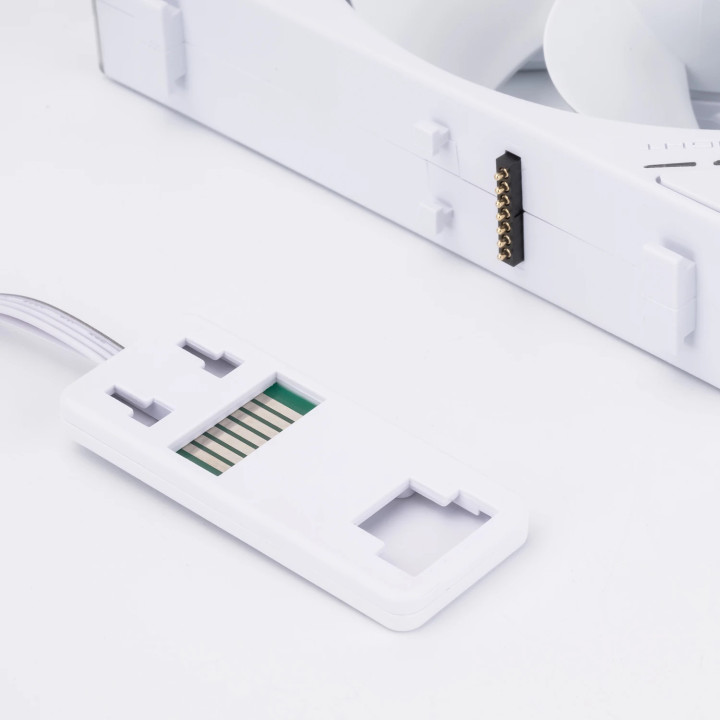 Комплект вентилатори Thermalright 3x120mm TL-M12QRW x 3, White, Reverse, Infinity Mirror, Daisy-Chain, A-RGB - TL-M12QRW-3