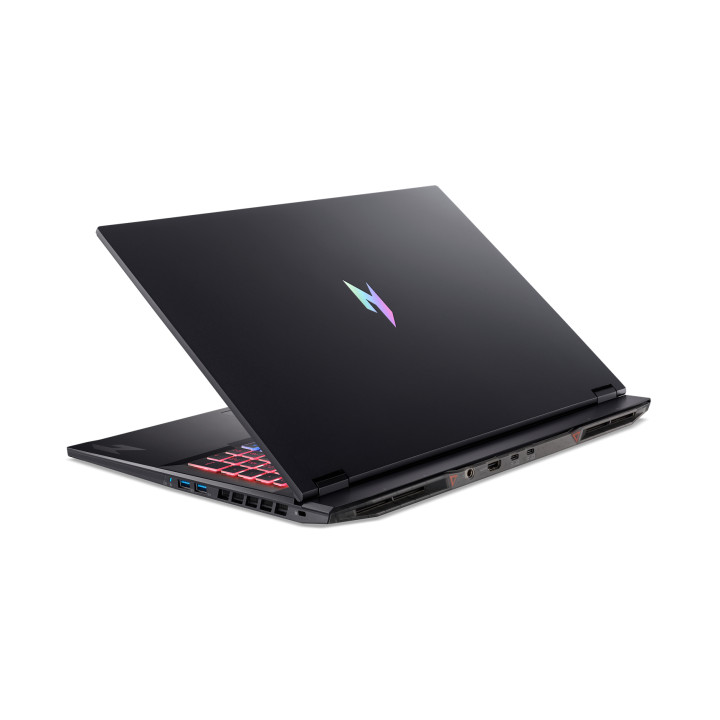 Лаптоп Acer Nitro 18, AMD Ryzen AI 9 365, 18" WUXGA (1920x1200) 165Hz IPS, 32GB RAM, 1TB SSD, GeForce RTX 5060 8GB GDDR7 - AN18-61-R14D