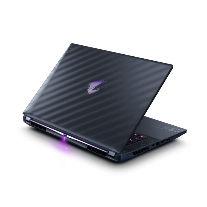Лаптоп Gigabyte AORUS MASTER 16 BYH, Intel Core Ultra 9 275HX, 16" OLED, 32GB DDR5 RAM, 1TB SSD, GeForce RTX 5080 16GB, Win 11 Pro - AORUS MASTER 16 BYHC5EEE64SP