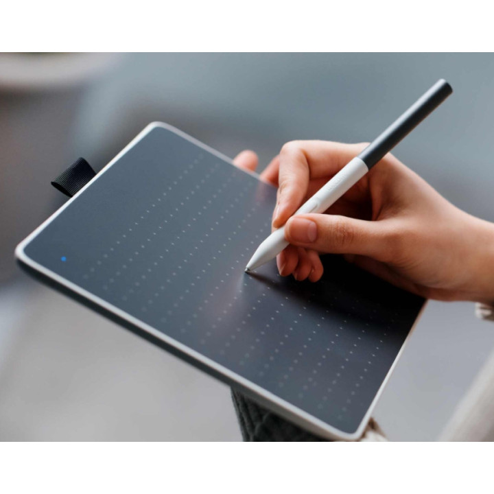 Таблет Wacom One pen tablet Small - CTC4110WLW1B