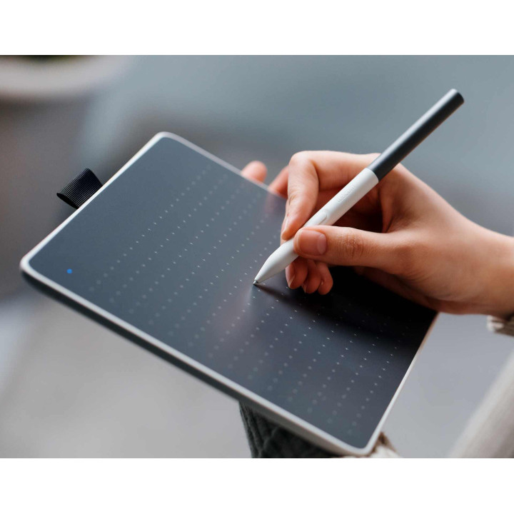 Графичен таблет Wacom One Pen Medium, 216 x 135 mm, 2540 lpi, 4096 нив