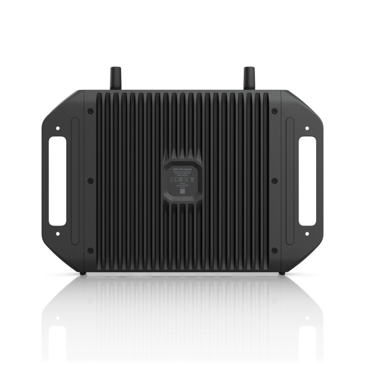 Мрежов гейтуей Ubiquiti UniFi Industrial Cloud Gateway, 10GbE, 350W - UCG-INDUSTRIAL-EU - 1