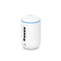 Десктоп маршрутизатор Ubiquiti UniFi Dream Router 7 UDR7, 10G SFP+, Quad-core ARM Cortex-A53 1.5GHz, WiFi 6/6E/7, Пасивно охлажд