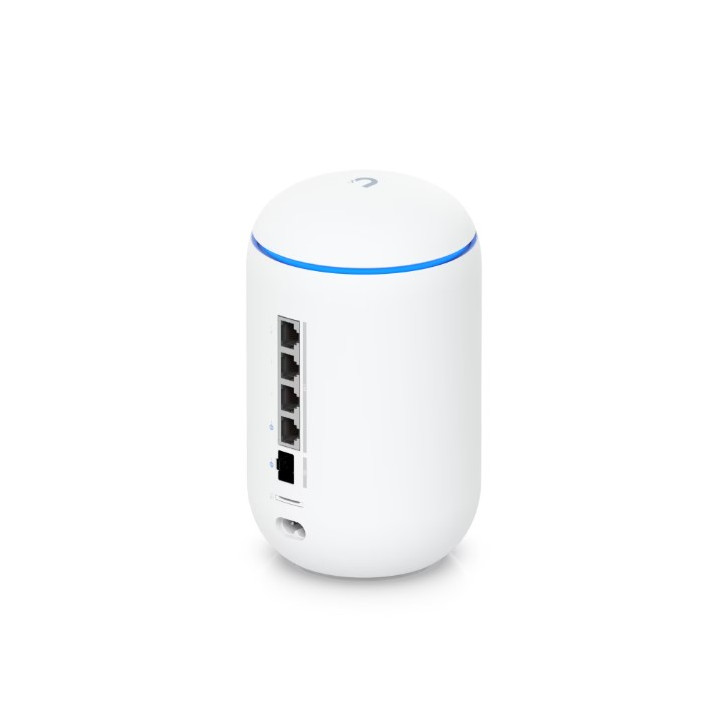 Десктоп маршрутизатор Ubiquiti UniFi Dream Router 7 UDR7, 10G SFP+, Quad-core ARM Cortex-A53 1.5GHz, WiFi 6/6E/7, Пасивно охлажд