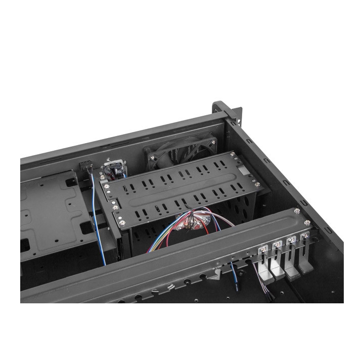 Кутия за сървър Lanberg SC01-4504-10B, 19" 4U, ATX/Micro-ATX, 7 слота, 6x3.5" вътрешни - SC01-4504-10B - 4