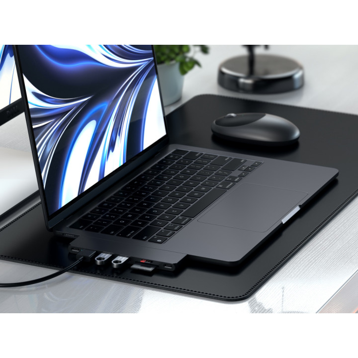USB хъб Satechi PRO HUB SLIM, 1xUSB4, 1xHDMI, 2xUSB-A, 1xUSB-C, SD/MicroSD четец до 104MB/s UHS-I, Midnight Black - ST-HUCPHSD -