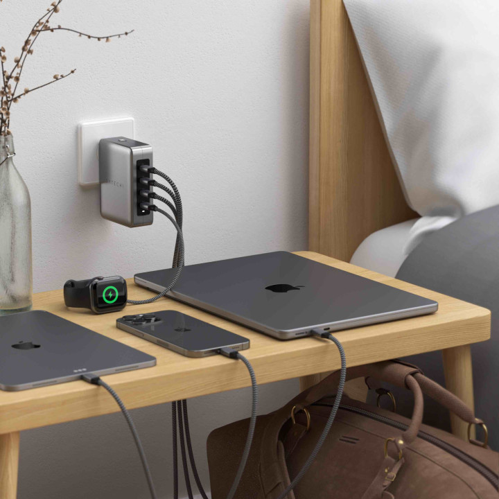 Зарядно устройство Satechi Travel Charger, 145W, 4x USB-C PD, адаптери UK/EU/AU/US, калъф тип мрежа, Space Grey - ST-W145GTM - 4