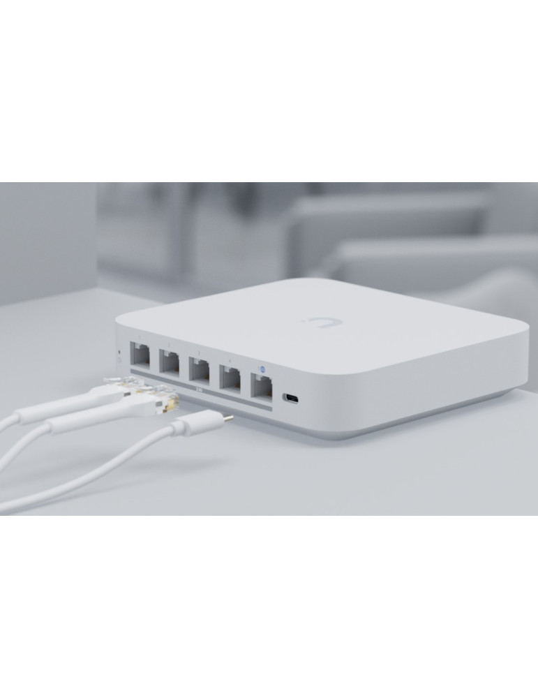 Мрежов маршрутизатор Ubiquiti UniFi UXG-Max, 4x 2.5Gbps LAN портове, IDS/IPS 1.5 Gbps пропускливост, Max 9.6W захранване - 6