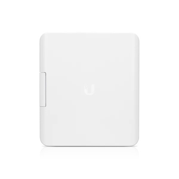 Мрежов комутатор Ubiquiti USW-Flex-Utility, 5-портов управляем, 10/100/1000 Mbps, PoE - 2