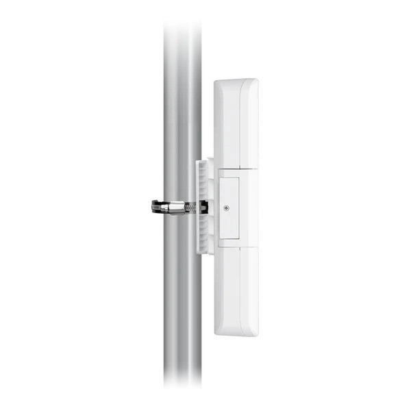 Мрежов комутатор Ubiquiti USW-Flex-Utility, 5-портов управляем, 10/100/1000 Mbps, PoE - 4