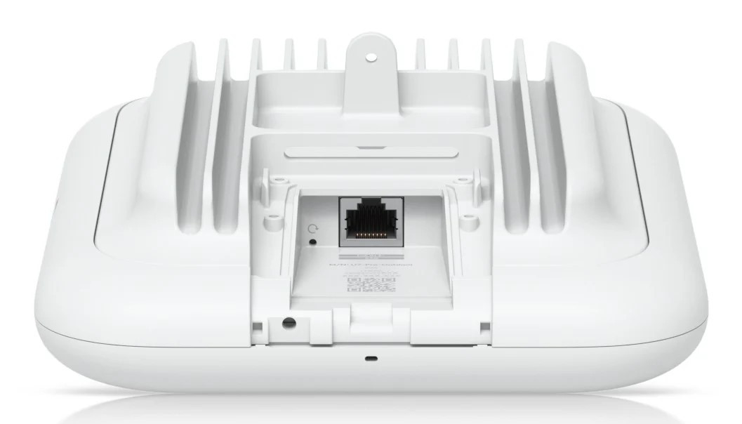 Точка за достъп Ubiquiti U7 Pro Outdoor, 2.4 GHz, 1x 1/2.5 GbE RJ45 - U7-Pro-Outdoor - 7