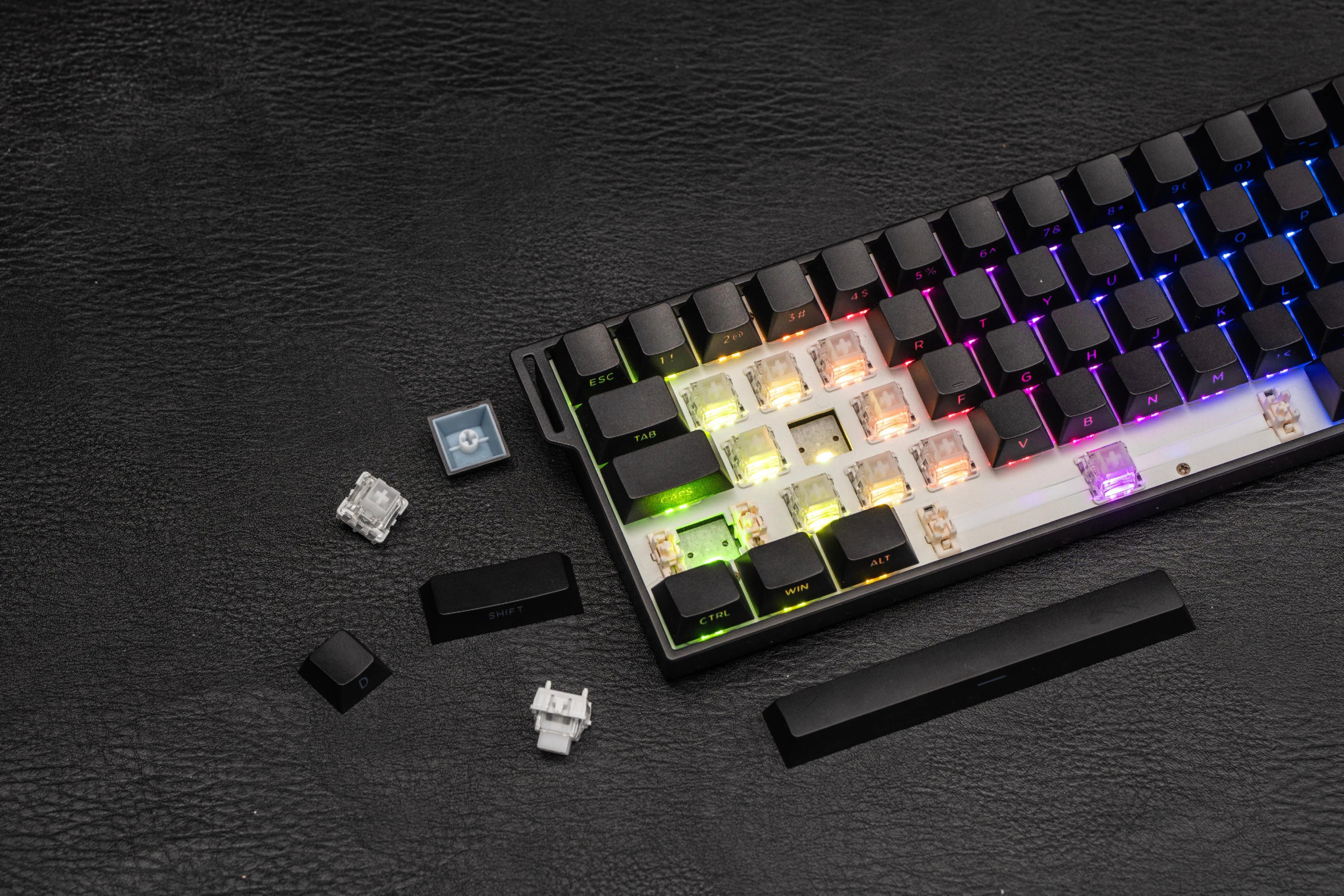 Bluetooth механична геймърска клавиатура Aula MINI 60 HE PRO, 60%, Stormrise Magnetic Linear, 8K Polling Rate, RGB подсветка - MINI60-HE-PRO-SE - 4