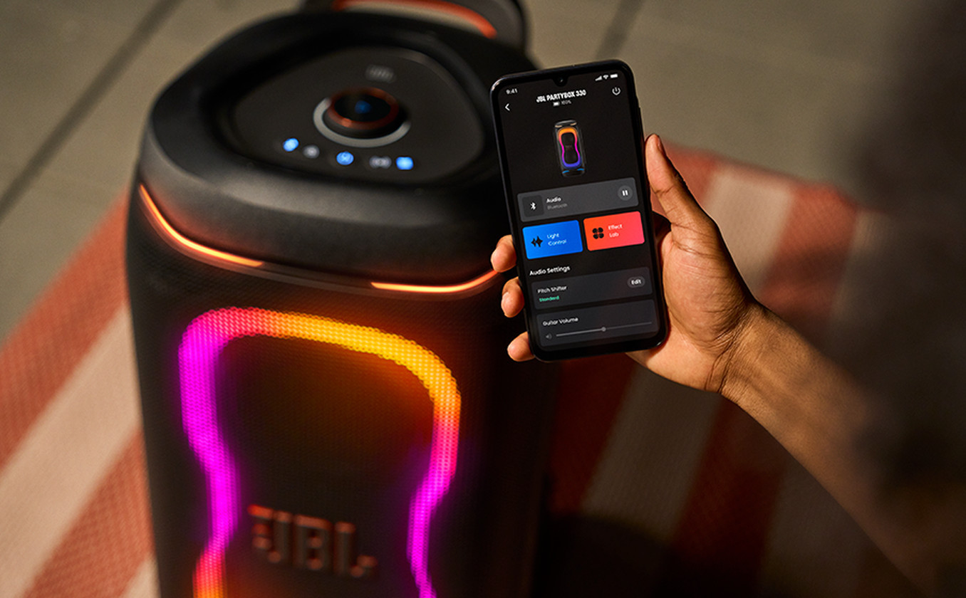 Аудио система JBL PartyBox 330, преносима, 280W RMS, Bluetooth 6.0, AI Sound Boost, IPX4, черна - JBLPARTYBOX330BLKEP - 4