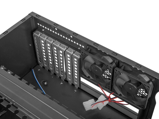 Кутия за сървър Lanberg SC01-4504-10B, 19" 4U, ATX/Micro-ATX, 7 слота, 6x3.5" вътрешни - SC01-4504-10B - 5