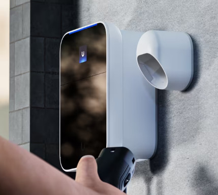 Зарядна станция Ubiquiti UniFi UC-EV-Station-Lite-EU, 22 kW 3-phase Level 2, weatherproof - UC-EV-STATION-LITE-EU - 3