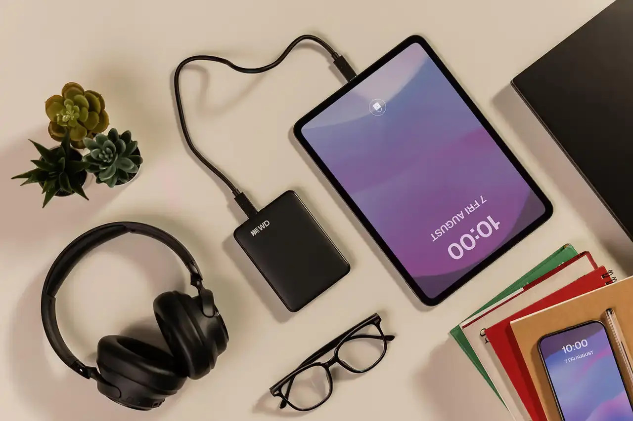 Външен хард диск WD Elements Portable, 2TB 2.5" USB 3.2 Type-C - WDBDTV0020BBK-WESN - 4
