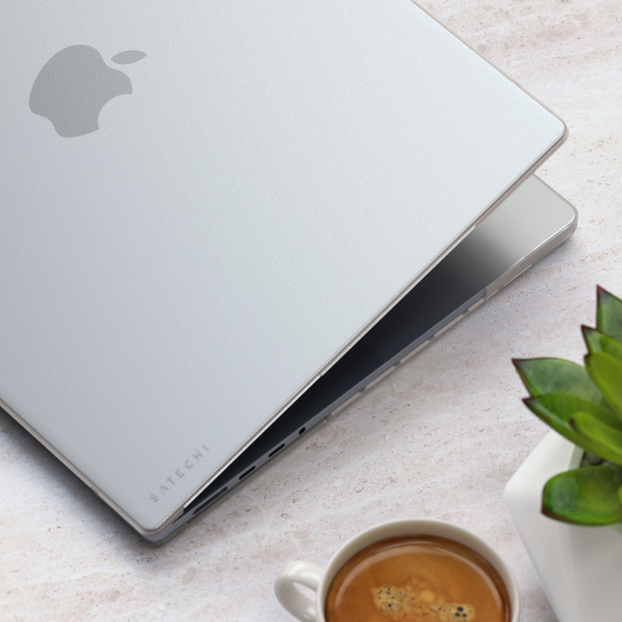 Калъф Satechi Eco Hardshell за MacBook Pro 16", прозрачен - ST-MBP16CL - 4