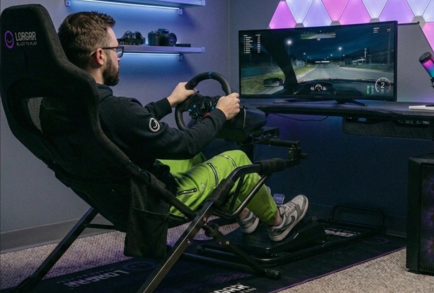 LORGAR RAF1 и RX1FM: Превърни дома си в професионална състезателна зона