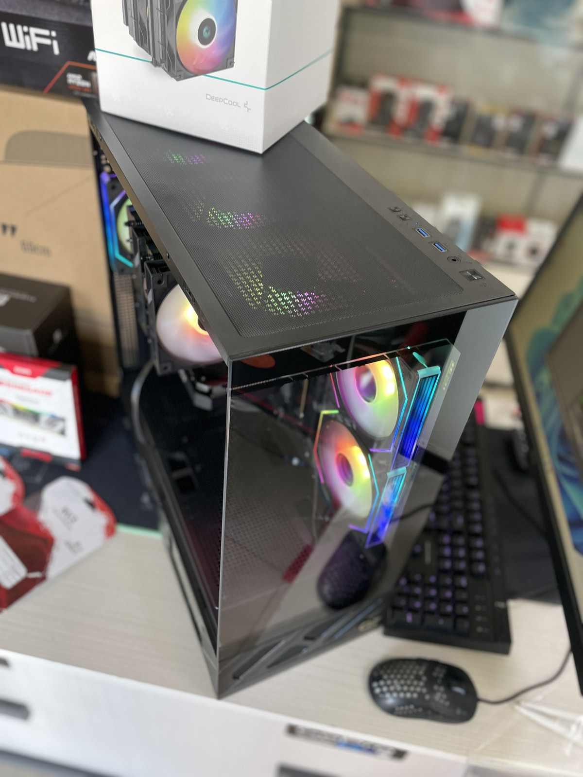 Без водно охлаждане – но с достатъчно мощ за Ryzen 7 7800X3D Без водно охлаждане – но с достатъчно мощ за Ryzen 7 7800X3D