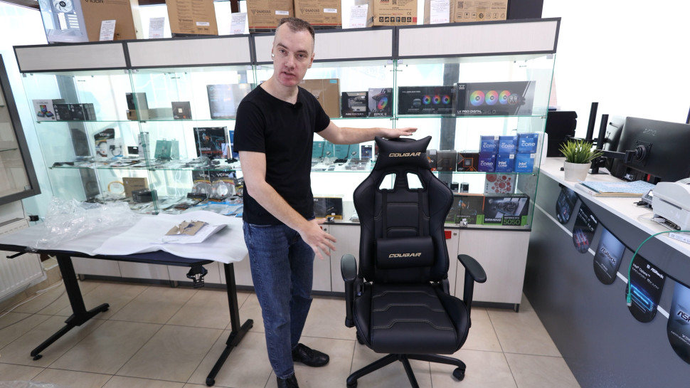 Cougar Armor Elite Royal Gaming Chair - Ревю на Стилен и Удобен Геймърски Стол
